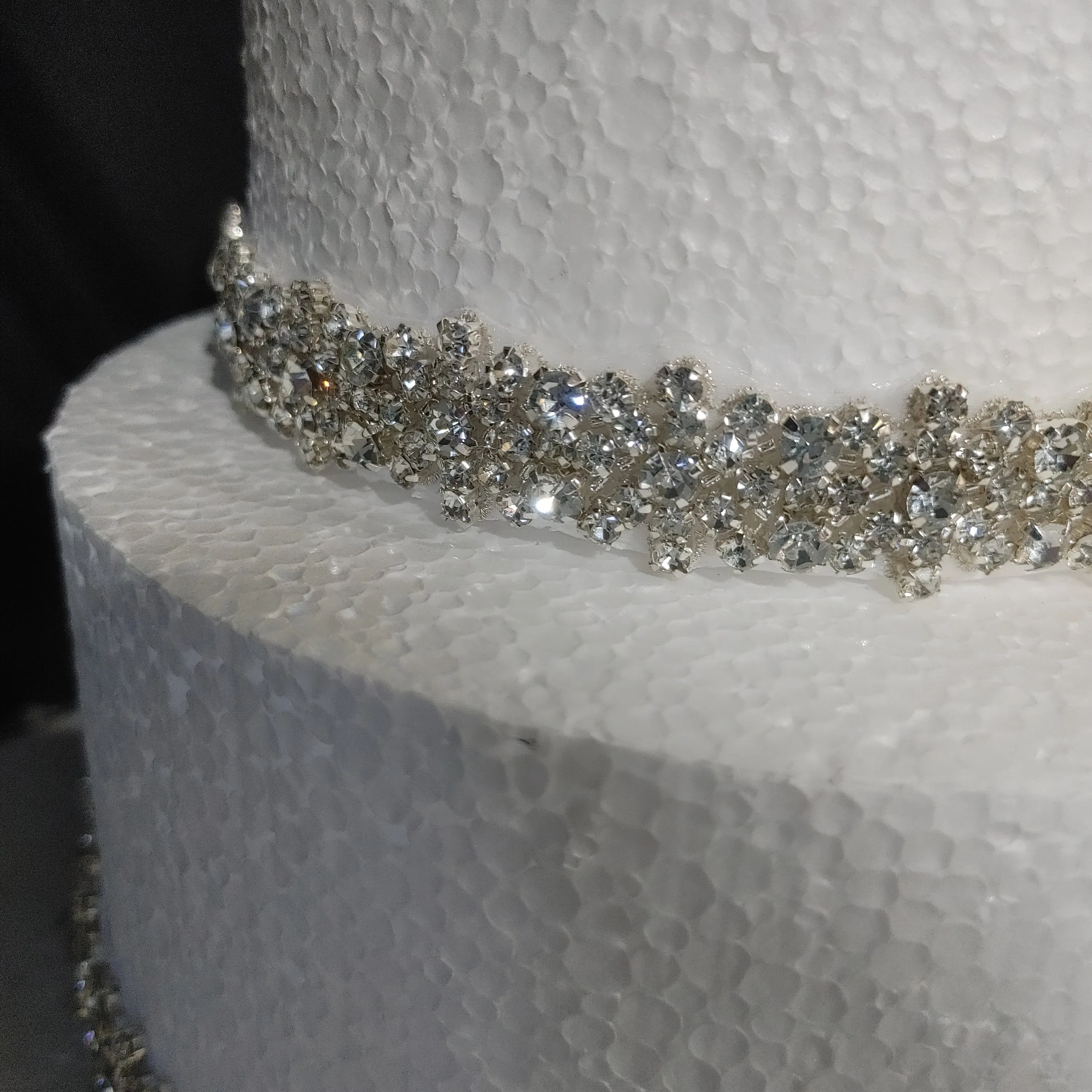 1 yard sparkling SILVER GOLD or rosegold rhinestone embellishment chain trimming  by Crystal Wedding UK