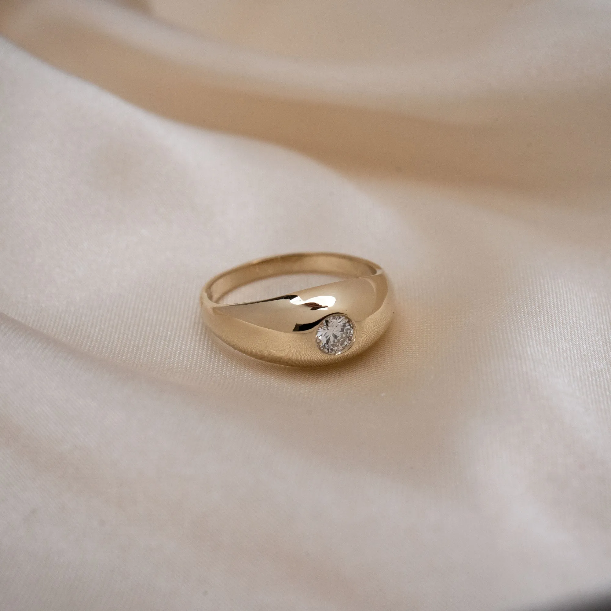 14k Diamond Dome Ring .18 CTW