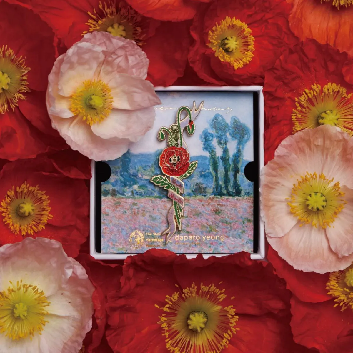 Daparo Co-Branded Monet Poppy Flower Element Brooch Creative Gift