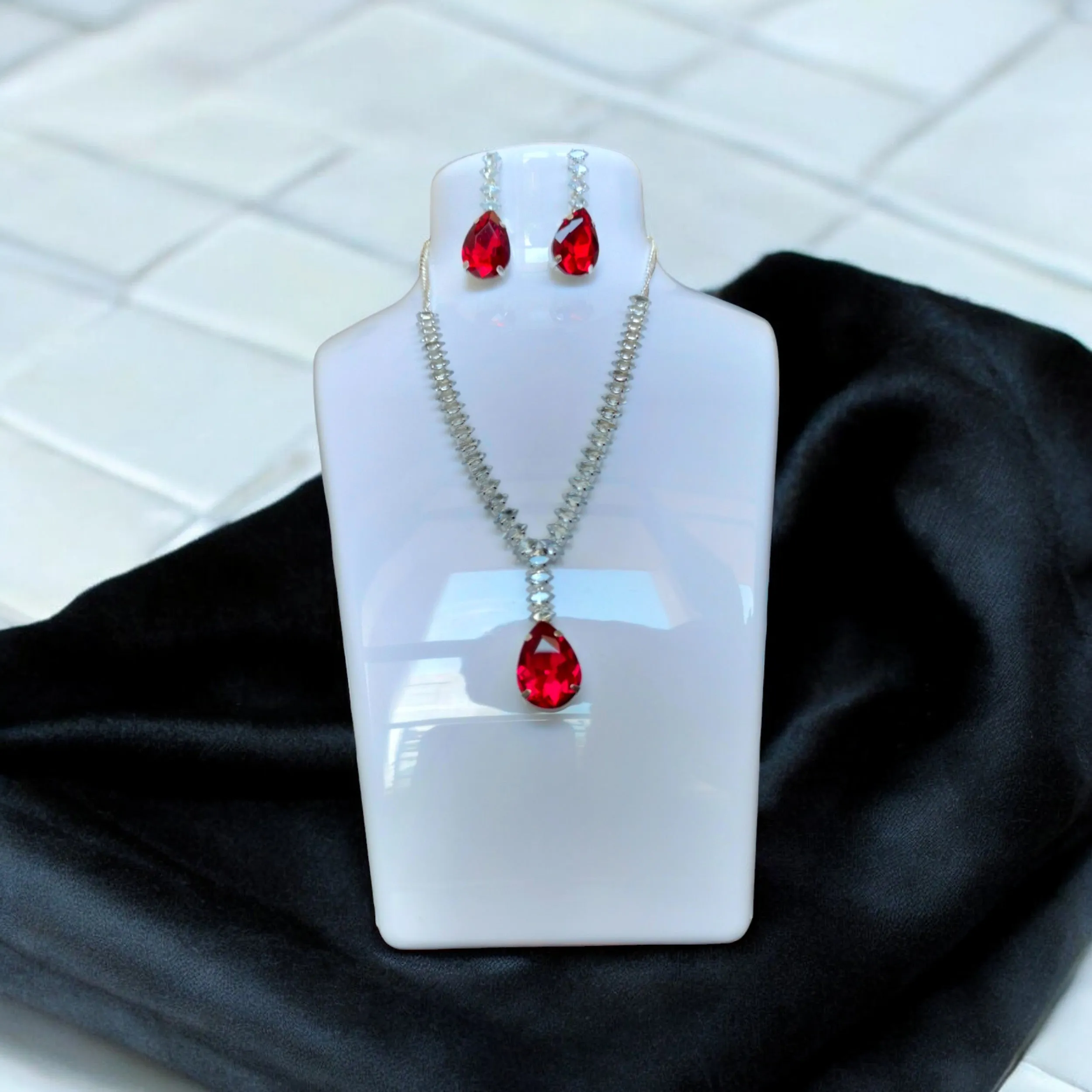 Jewelestia Ruby Radiance Necklace Set