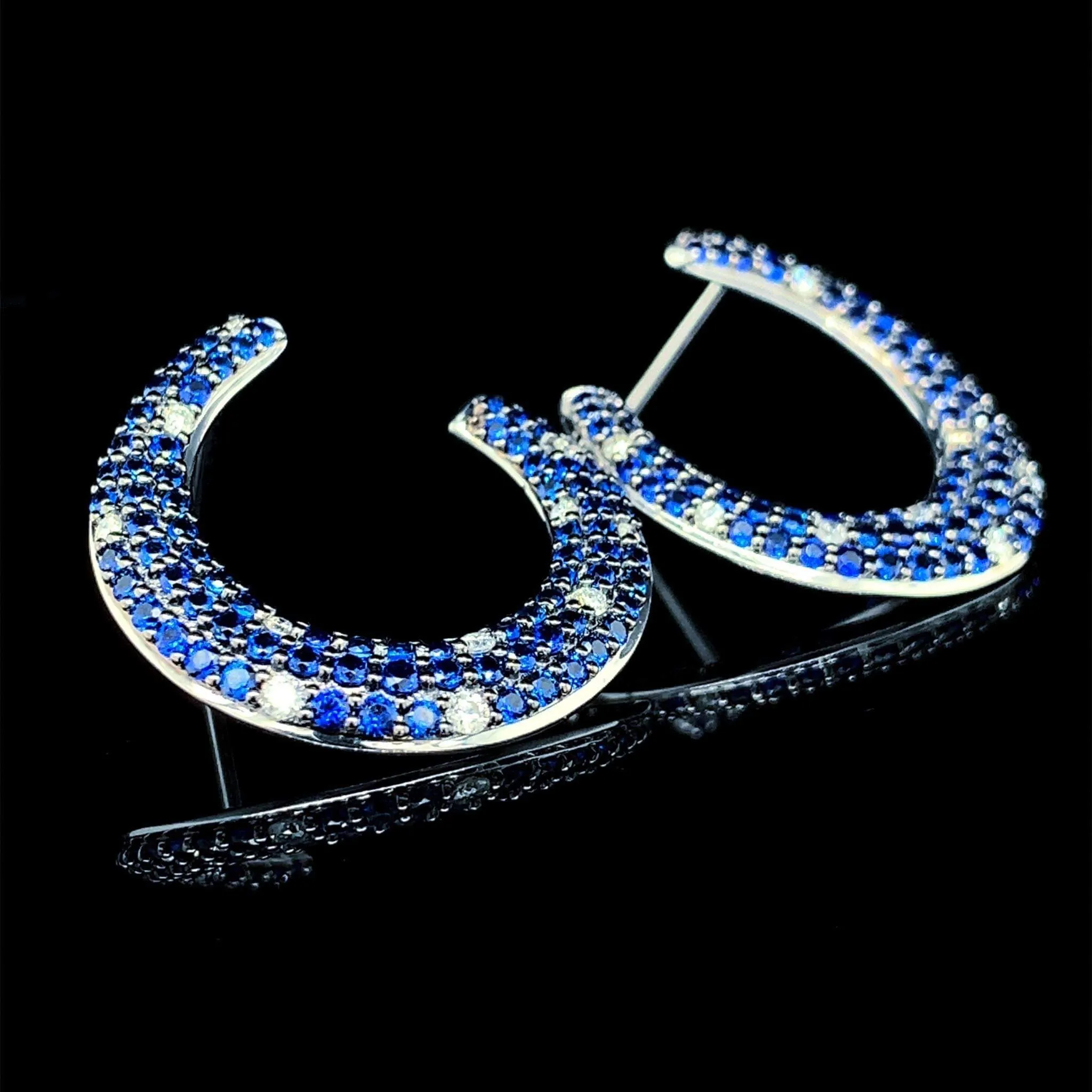 #LVNA2024 | Blue Sapphire Gemstones Paved Overlap Diamond Earrings 14kt