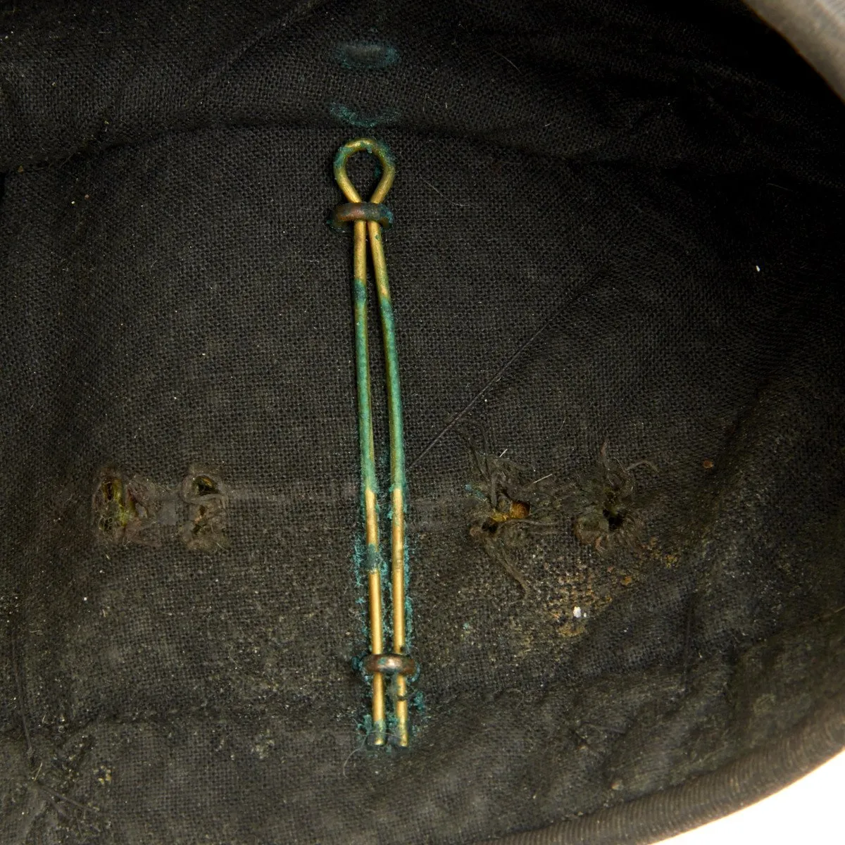 Original Pre-1881 British 24th of Foot Regimental Glengarry Cap with Badge