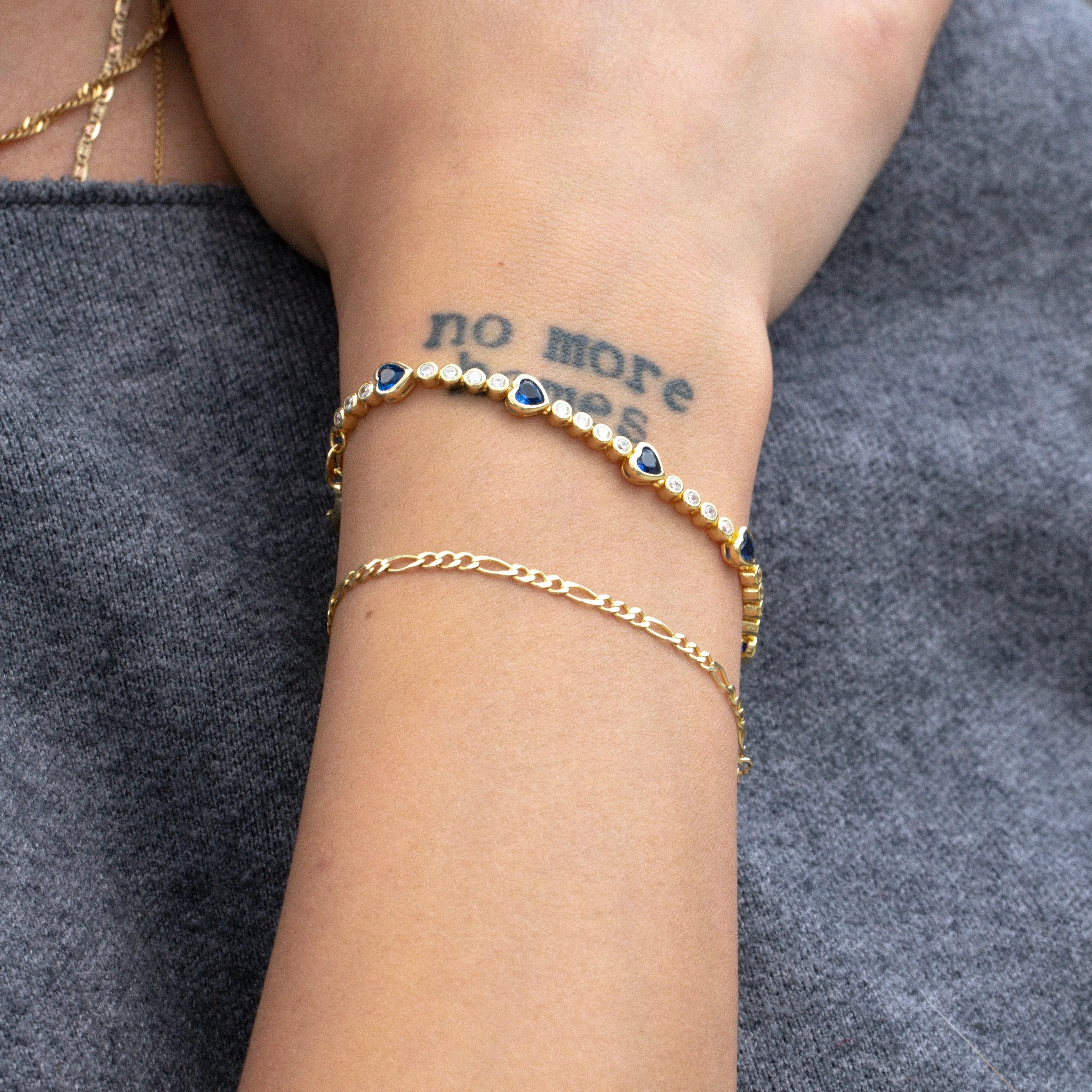 THE COLORED HEART BEZEL TENNIS BRACELET