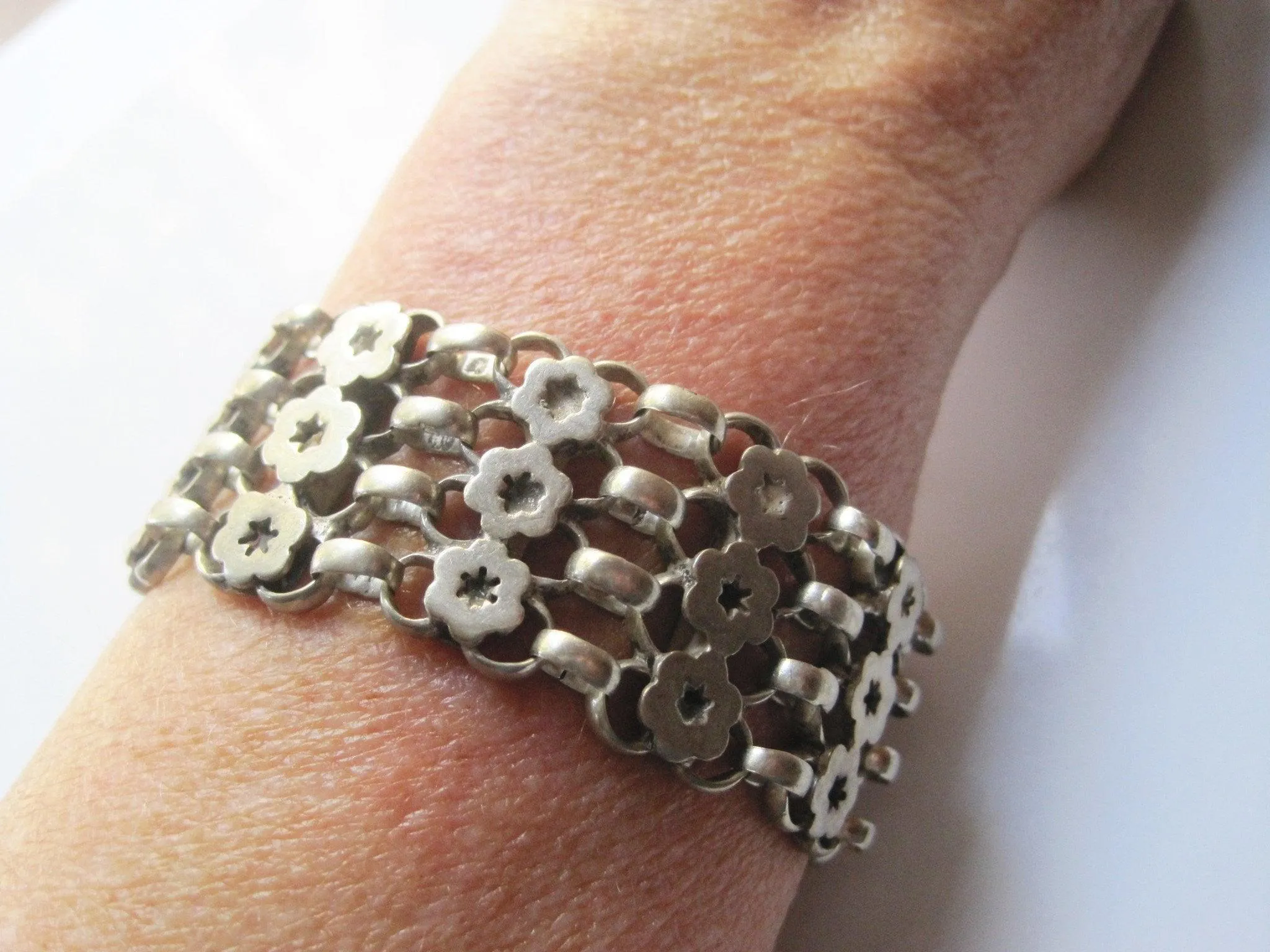 Vintage Silver Indian Flexible Bracelet from Madhya Pradesh