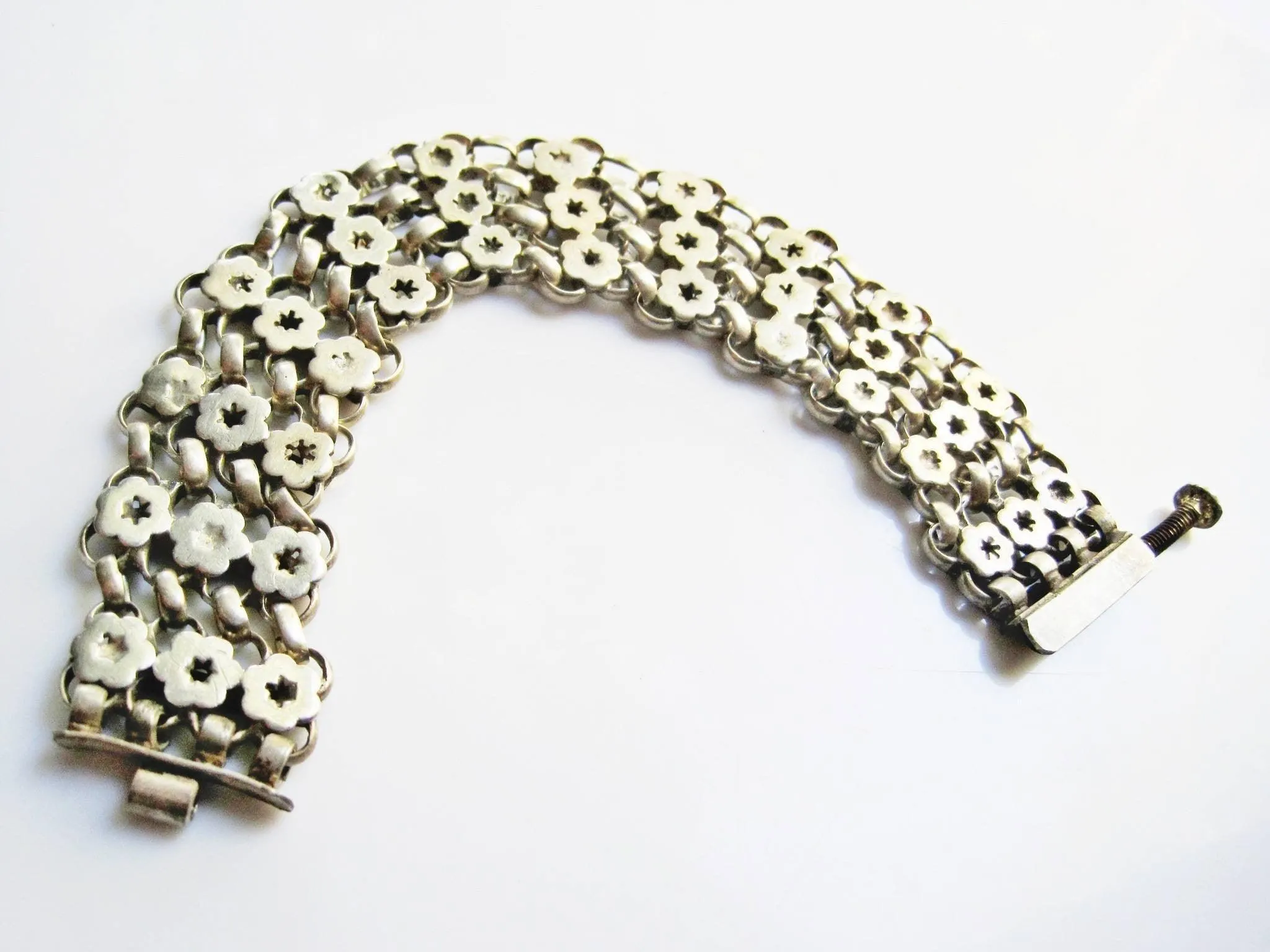 Vintage Silver Indian Flexible Bracelet from Madhya Pradesh