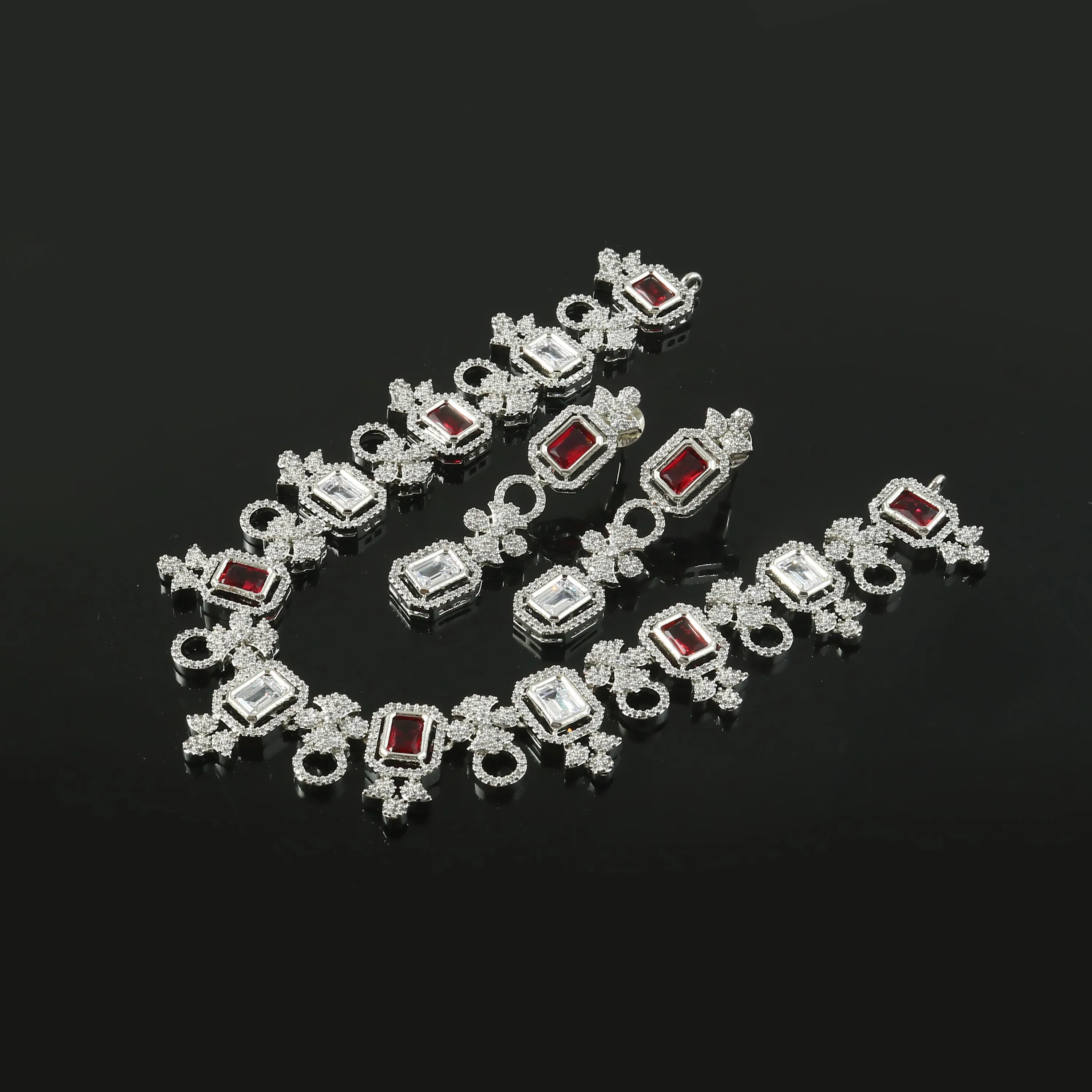 White Rhodium-Plated Cubic Zircon Necklace Set
