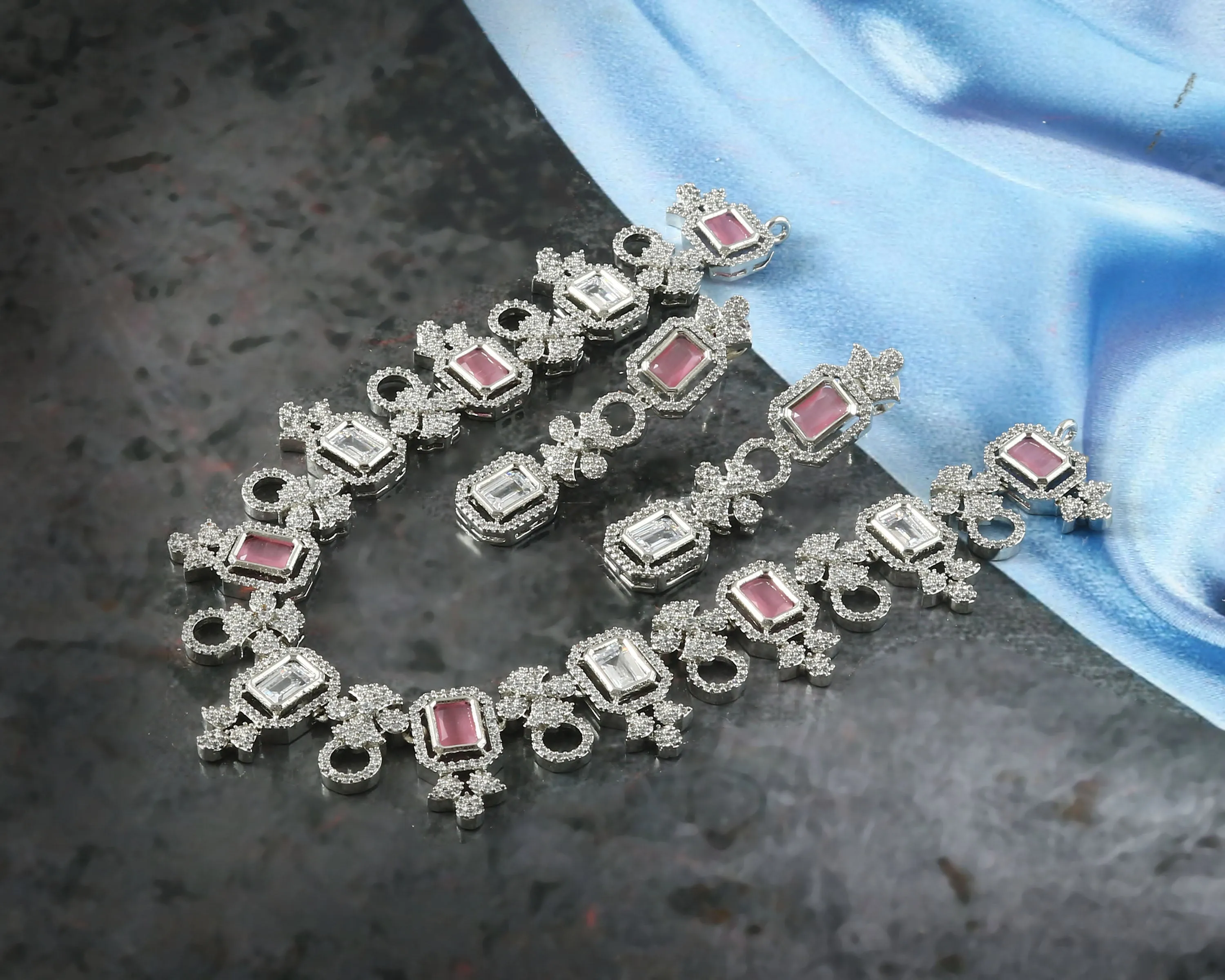 White Rhodium-Plated Cubic Zircon Necklace Set