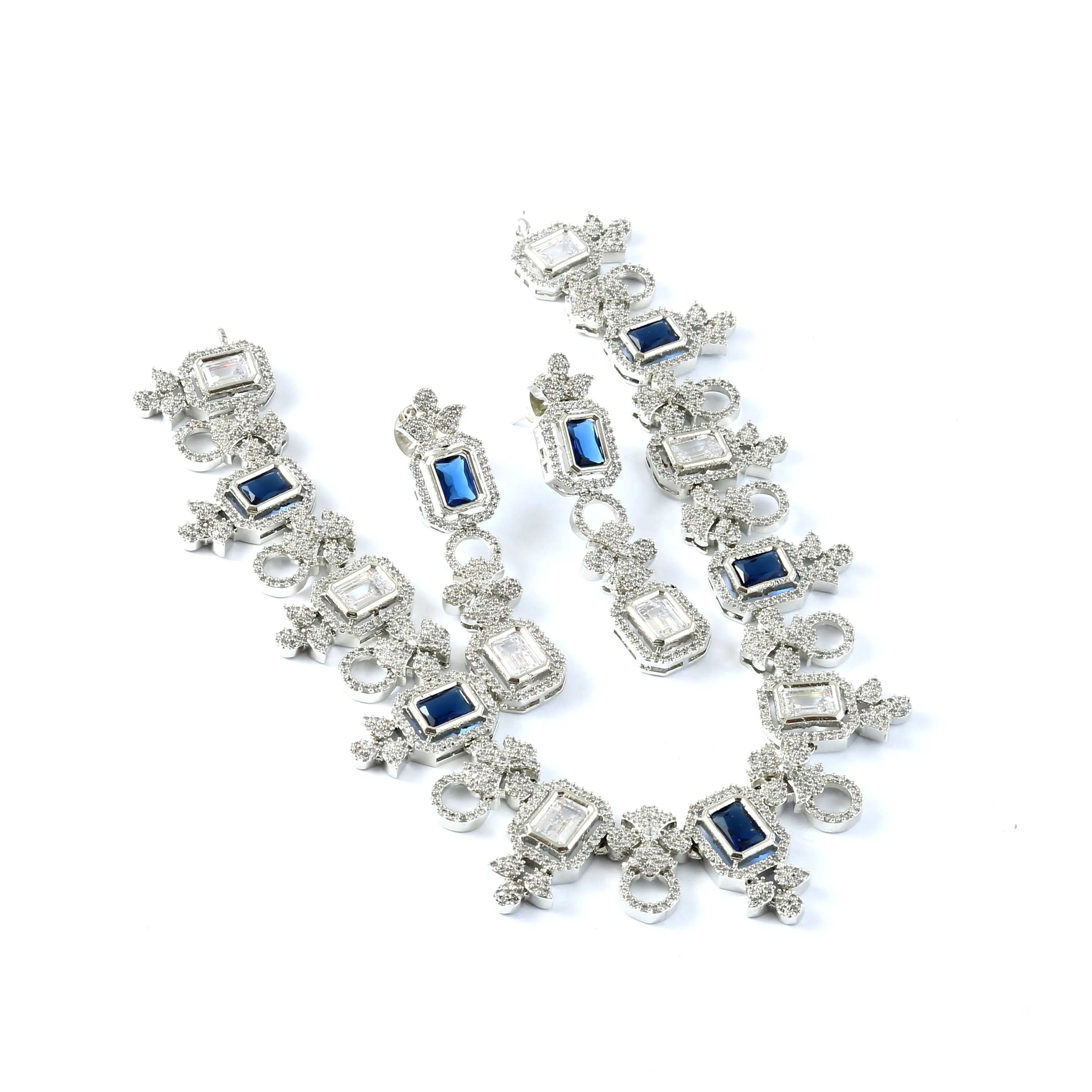White Rhodium-Plated Cubic Zircon Necklace Set